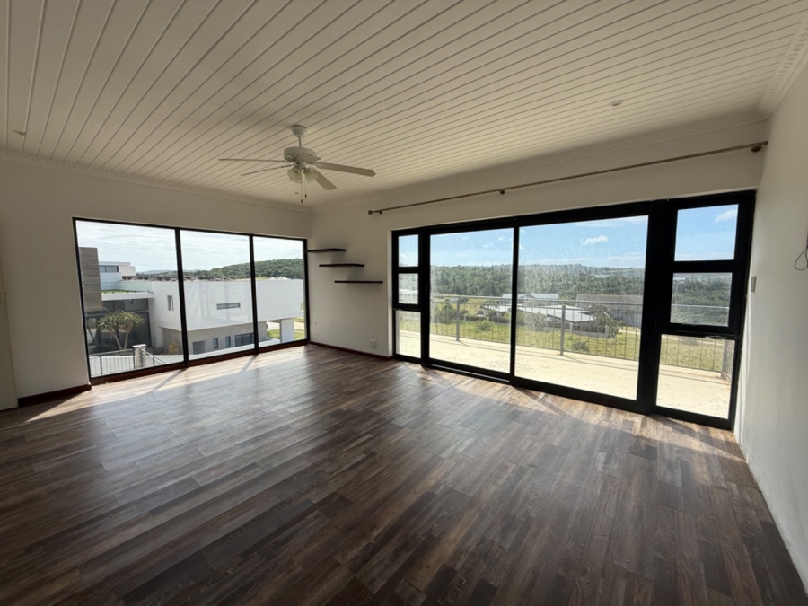 3 Bedroom Property for Sale in Royalston Residential Estate and Wildlife Reserve Eastern Cape